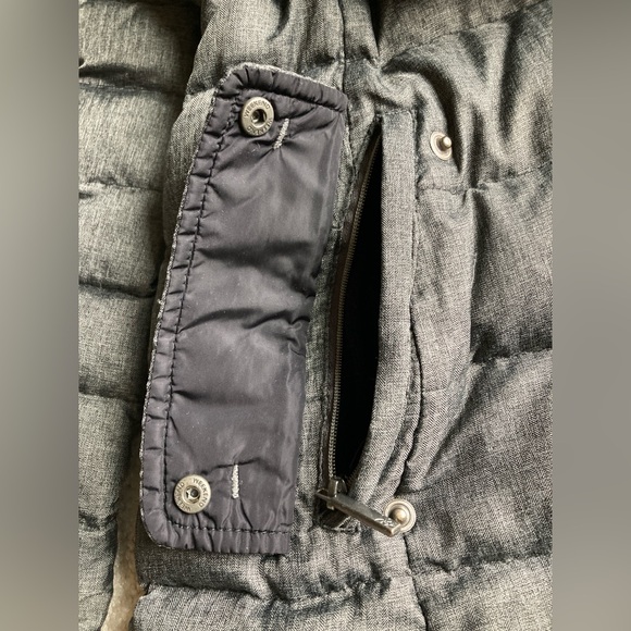Weekend MaxMara puffer coat - Picture 11 of 15